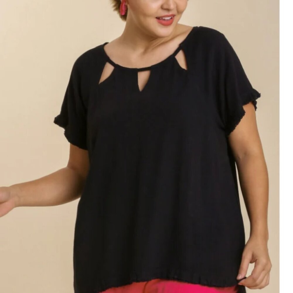 Umgee black linen fringe hem cutout detail top size L EUC